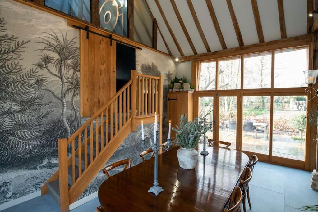Cloth Hall Barn & Cottages Smarden Exterior photo