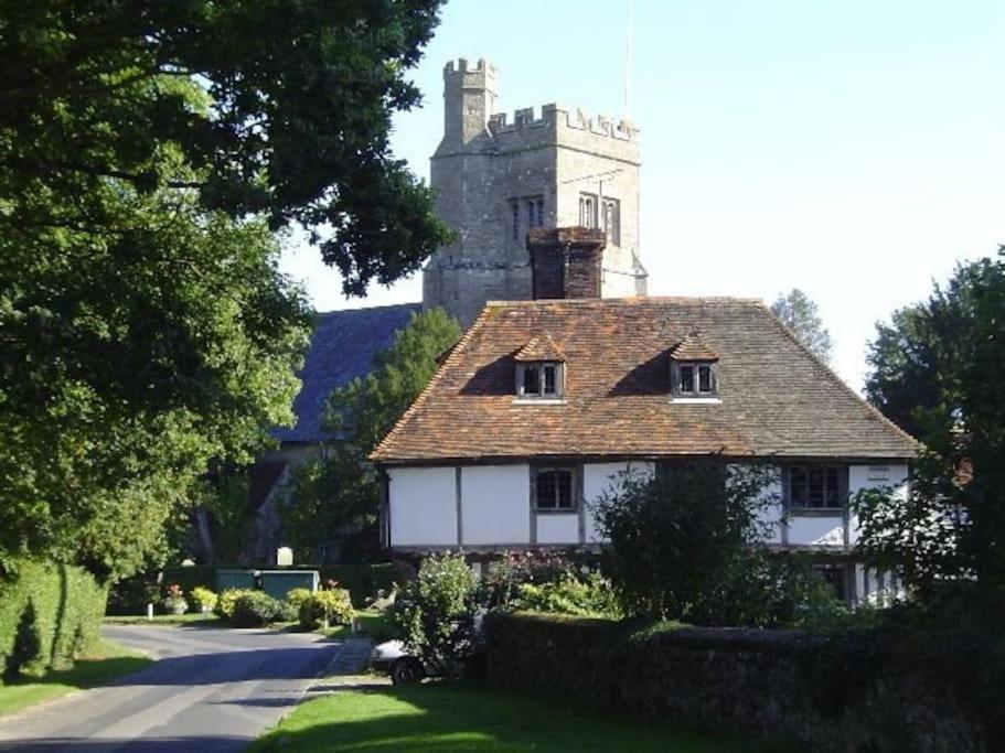 Cloth Hall Barn & Cottages Smarden Exterior photo
